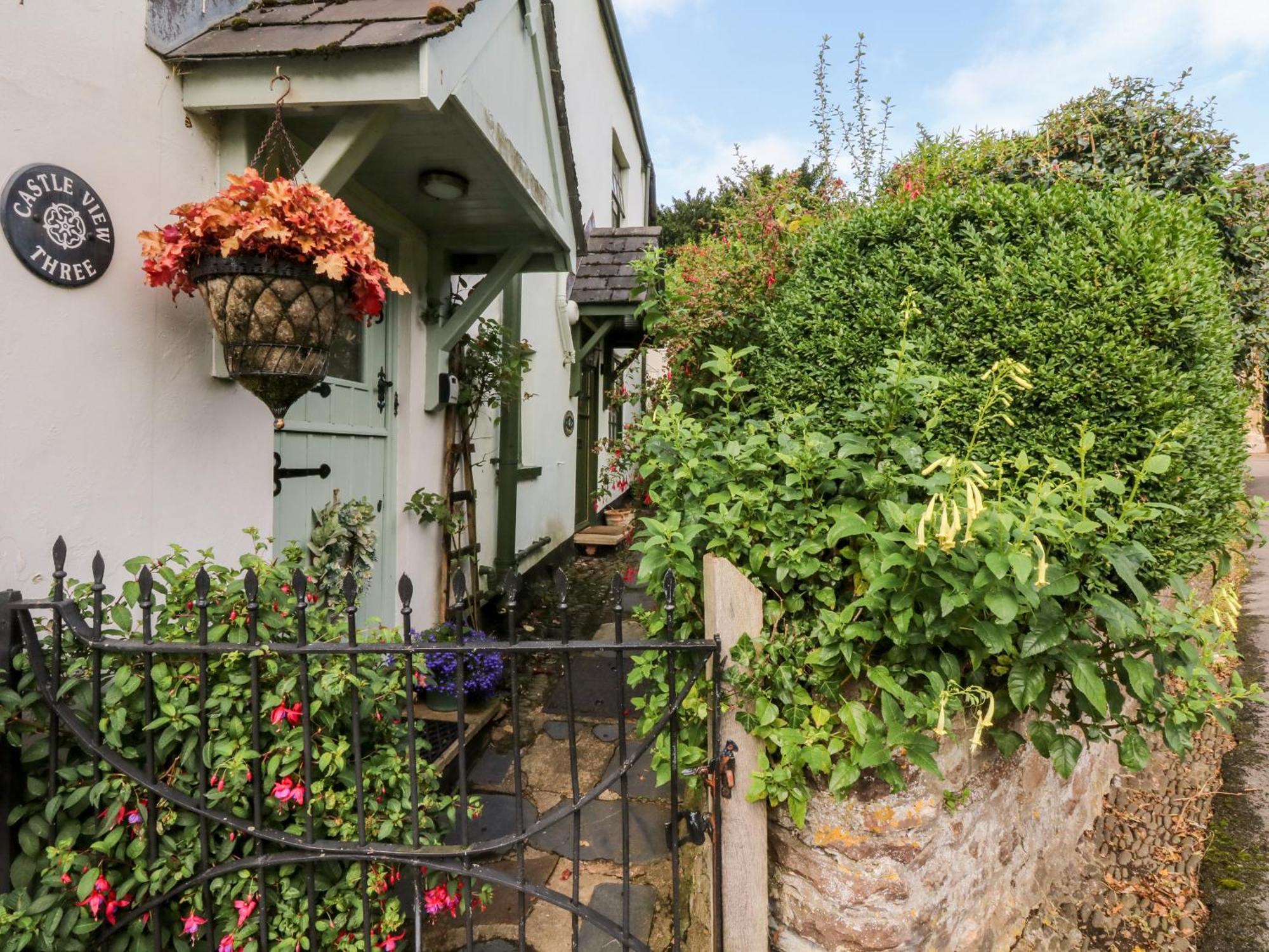 Castle View Villa Dunster Exterior foto